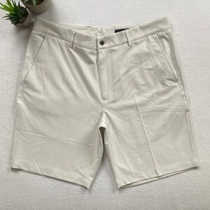 Dunning Golf Player Fit Woven Flat Front Short (Stone, 9” Inseam)